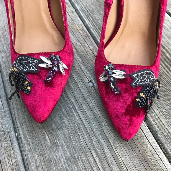 Red Crushed Velvet Pumps w/ Beaded Design - Picture 2 of 8